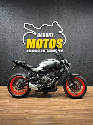 YAMAHA MT-07 ABS YAMAHA MT-07 ABS